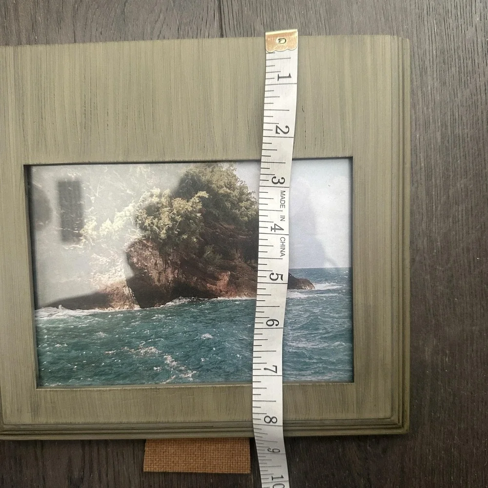 Green Taupe Wood Grain Picture Photo Frame 5x7 Tabletop Farmhouse Cottagecore
